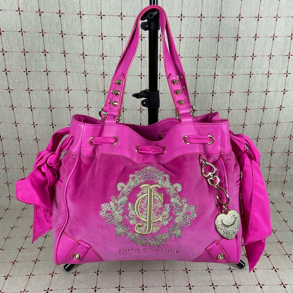 ๐HP๐ Juicy Couture Hot Pink Snowflake Daydreamer Super Soft Velour Embroidered - Picture 1 of 15